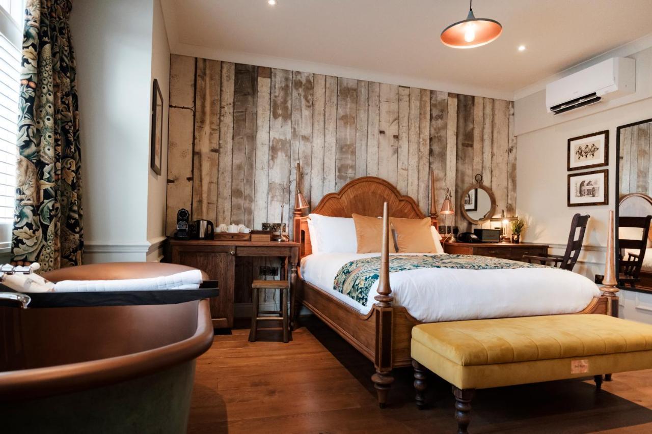 Bear Of Burton Hotel Christchurch  Luaran gambar